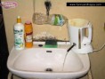 /album/nepochopitelni-srandovni-galerie/private-domestic-water-heating-privat-trinkwassererwarmung-chauffage-de-leau-domestique-prive-vlastni-domaci-ohrev-vody-jpg/